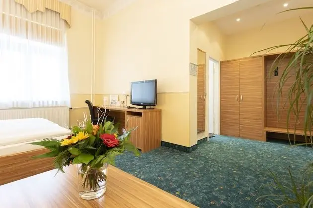 Superior Tek Kişilik Oda, Küvet, Avlu