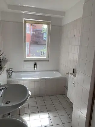 Standard Apart Daire, Banyolu/Duşlu, Avlu Manzaralı