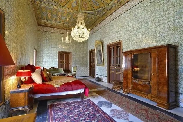 Grand Süit (Historique)