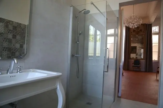 Deluxe Tek Büyük Yataklı Oda, Küvet