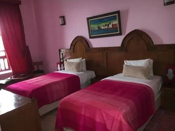 Standard Tek Büyük veya İki Ayrı Yataklı Oda, Özel Banyo