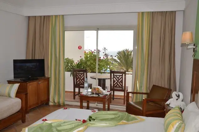 1 Çift Kişilik Veya 2 Tek Kişilik Yatak Sea View