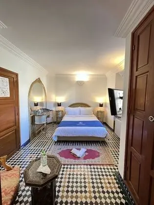 Basic Tek Büyük Yataklı Oda, Banyolu/Duşlu, Şehir Manzaralı