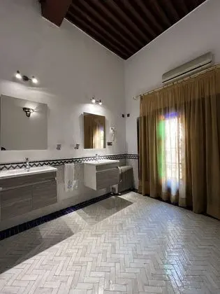 Deluxe Süit, Banyolu/Duşlu, Havuz Manzaralı (vue sur patio)