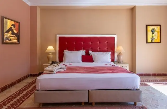 Comfort Oda, Teras, Bahçe Manzaralı