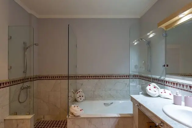 Comfort Oda, Teras, Bahçe Manzaralı