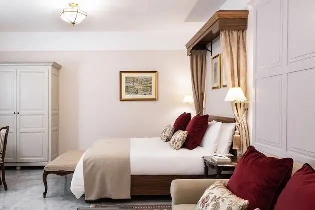 Deluxe Tek Büyük veya İki Ayrı Yataklı Oda