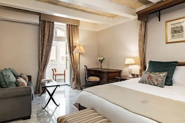 Deluxe Tek Büyük veya İki Ayrı Yataklı Oda, Balkon, Şehir Manzaralı