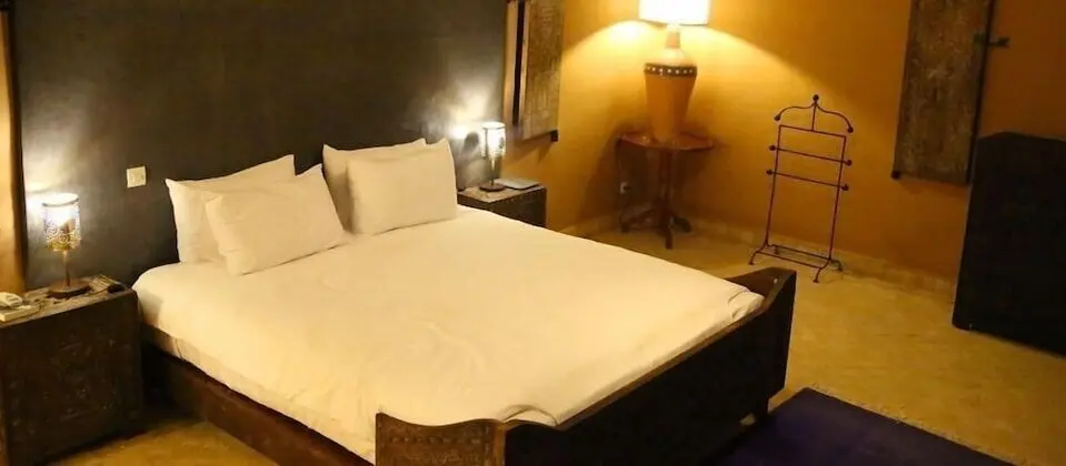 Luxury Süit, Havuz Manzaralı