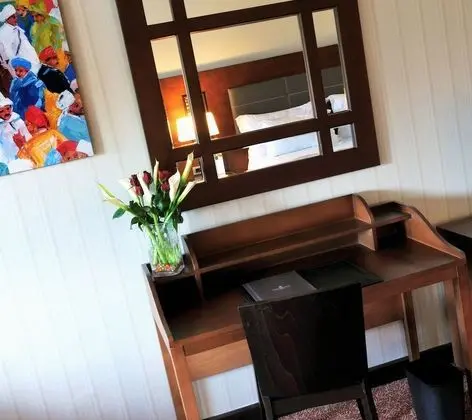 Standard Tek Büyük Yataklı Oda