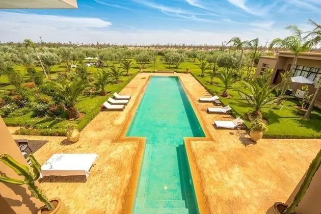 Grand Villa
