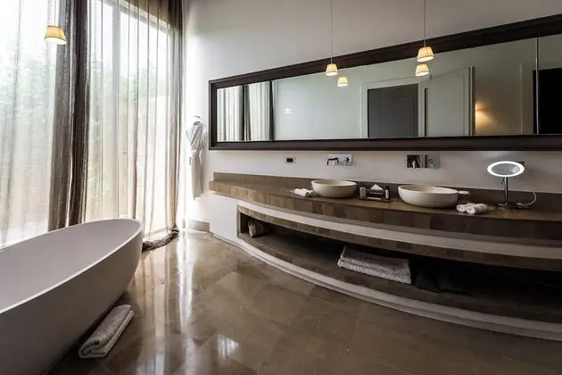 Lounge Suite