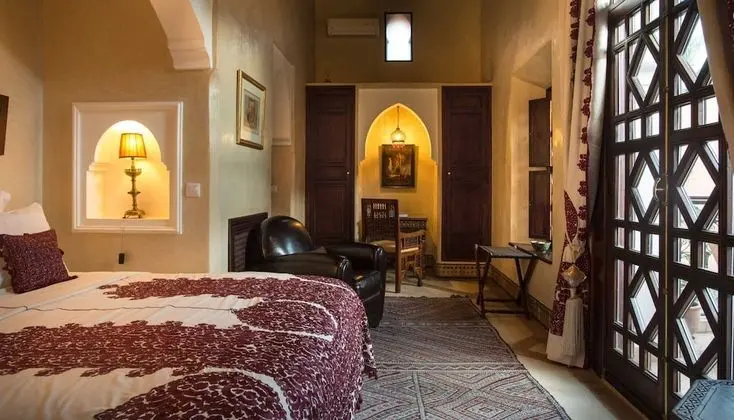 Luxury Tek Büyük veya İki Ayrı Yataklı Oda, Balkon, Havuz Manzaralı (PACHA)