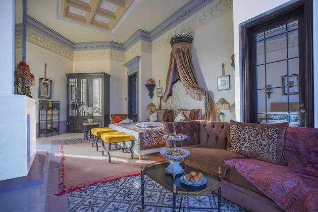 Deluxe Tek Büyük Yataklı Oda