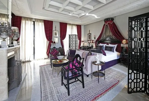 Deluxe Tek Büyük Yataklı Oda