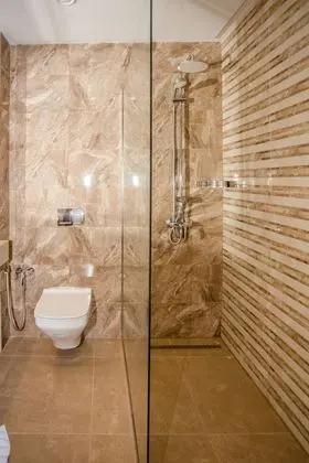 Economy Tek Büyük Yataklı Oda