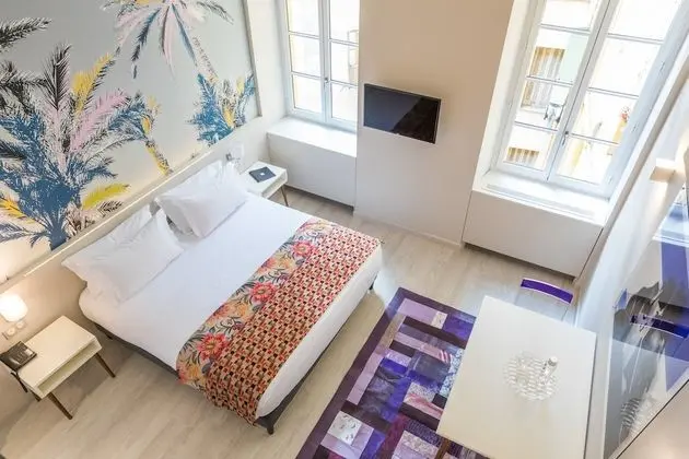 Junior Süit (Mezzanine)