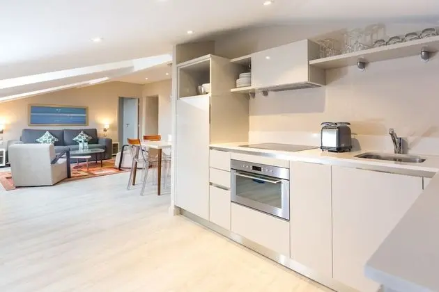 Junior Süit (Mezzanine)