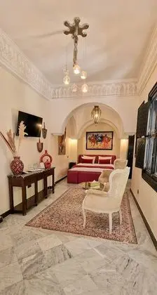 Junior Tek Büyük Yataklı Oda, 1 En Büyük (King) Boy Yatak