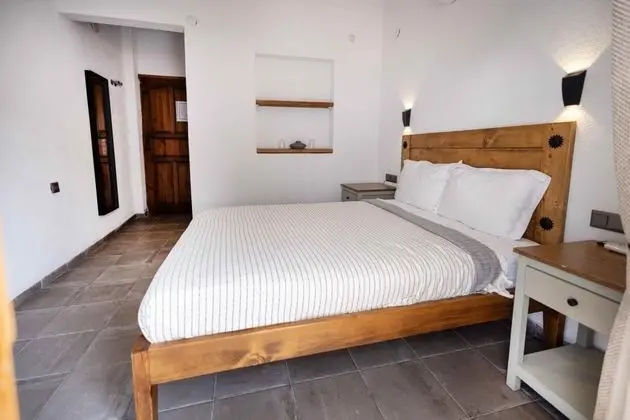 Standart Oda, Manzarasız, Balkonlu