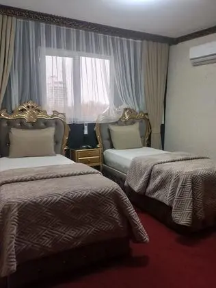 Twin,şehir Manzaralı