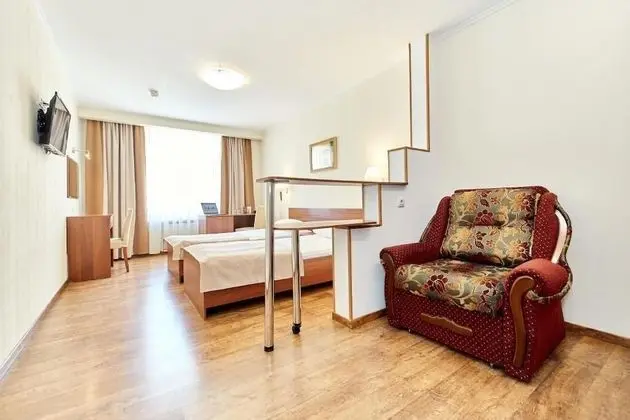 Business Tek Büyük veya İki Ayrı Yataklı Oda