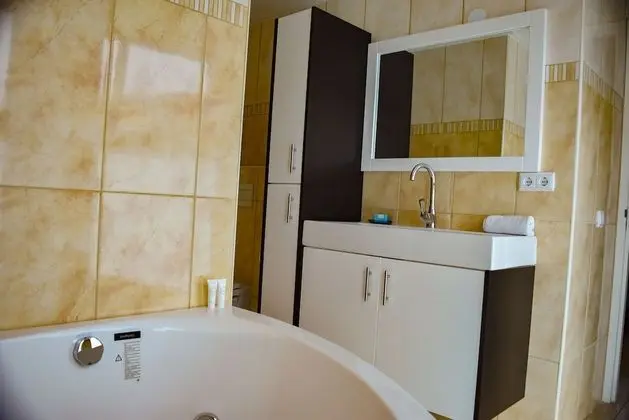 Deluxe Apart Daire, 2 Yatak Odası, Plaj Manzaralı, Denize Sıfır