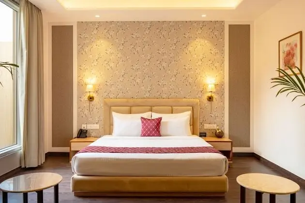 Luxury Oda