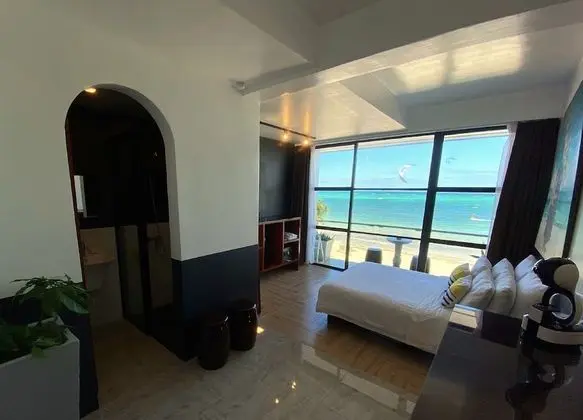 Tek Büyük Yataklı Oda, 1 Büyük (Queen) Boy Yatak, Balkon, Okyanus Manzaralı