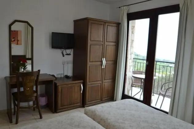 Tek Büyük veya İki Ayrı Yataklı Oda