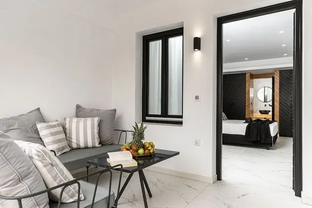 Deluxe suite 1