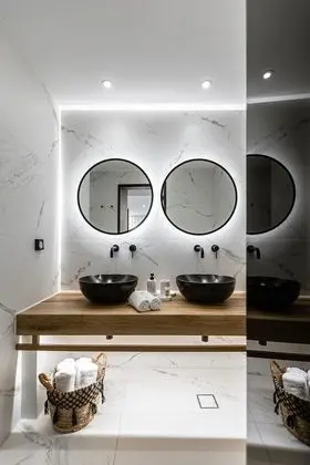 Deluxe suite 1