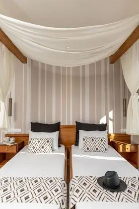 İki Ayrı Yataklı Oda, Balkon, Deniz Manzaralı