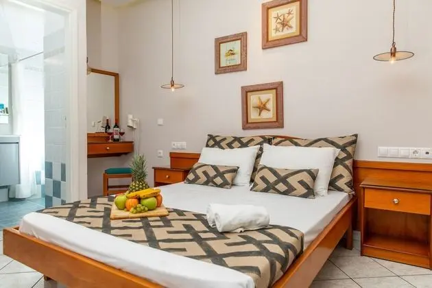 Tek Büyük Yataklı Oda, Balkon