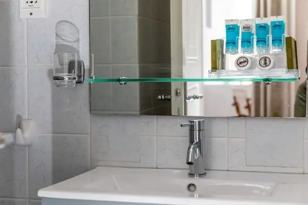 Tek Büyük Yataklı Oda, Balkon