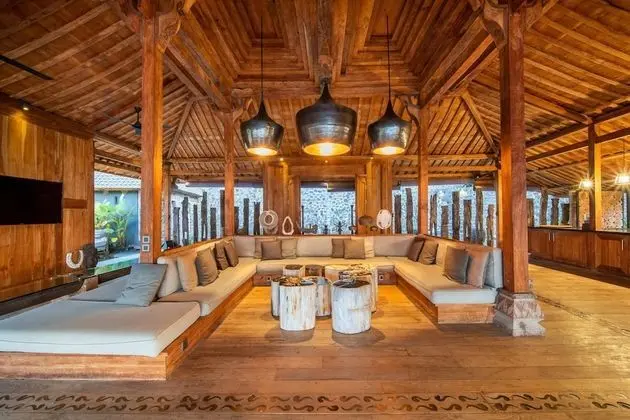 Villa, 4 Yatak Odası, Sigara İçilebilir, Kişiye Özel Havuzlu