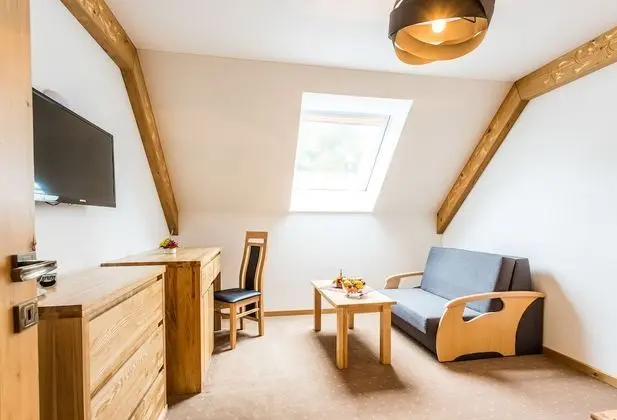 Dubleks, Asma Kat (104, 105)