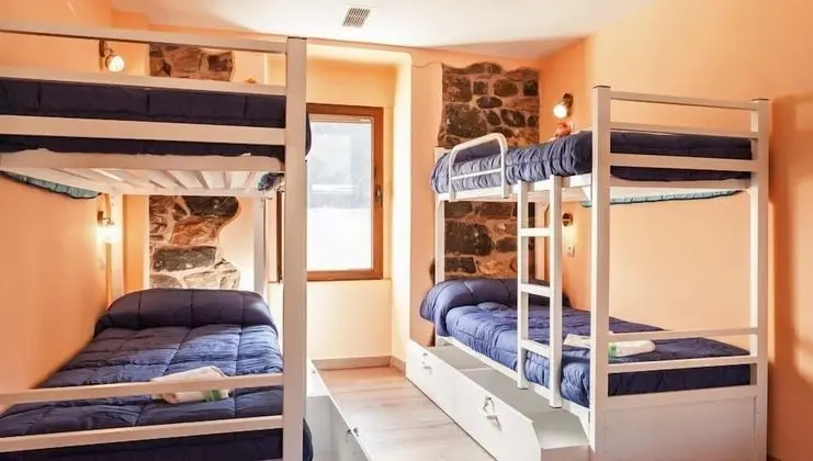 Family Oda (Two Private Bathrooms - Accessible)