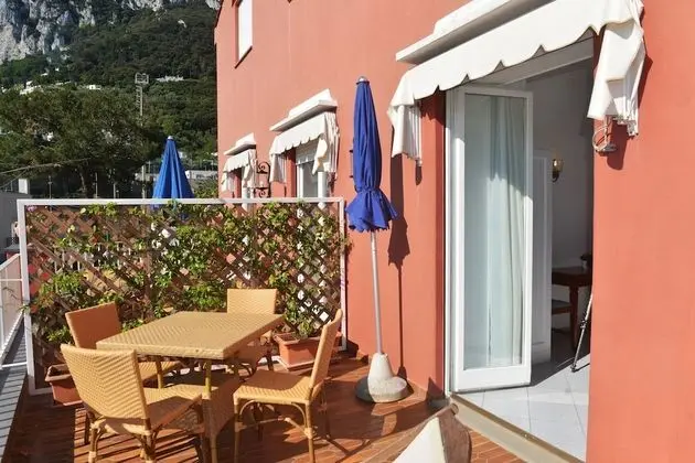 Economy Tek Büyük Yataklı Oda, Deniz Manzaralı (con terrazzo)