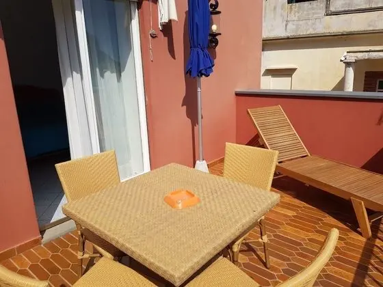 Economy Tek Büyük Yataklı Oda, Deniz Manzaralı (con terrazzo)