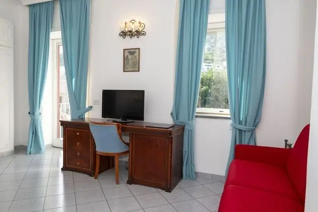 Superior Tek Büyük Yataklı Oda, Bahçe Manzaralı