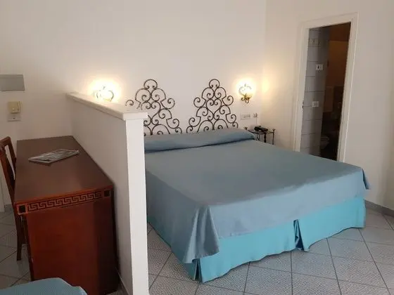 Superior Tek Büyük Yataklı Oda, Bahçe Manzaralı