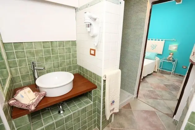 Deluxe Tek Büyük veya İki Ayrı Yataklı Oda, Banyolu/Duşlu (Corallo)