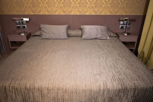 Tek Büyük Yataklı Oda (Palau)