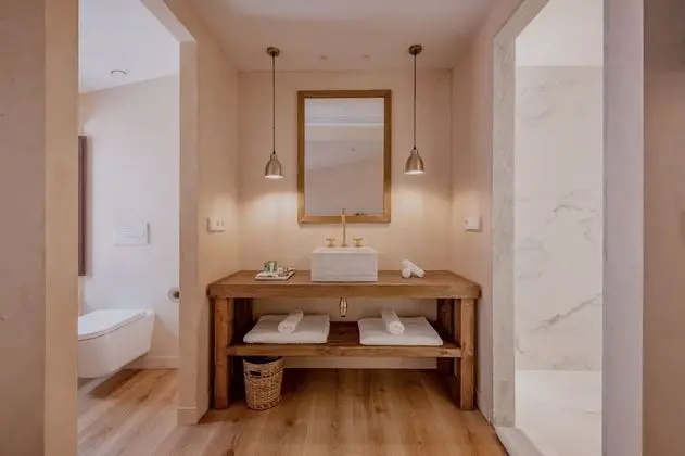 Tek Büyük Yataklı Oda