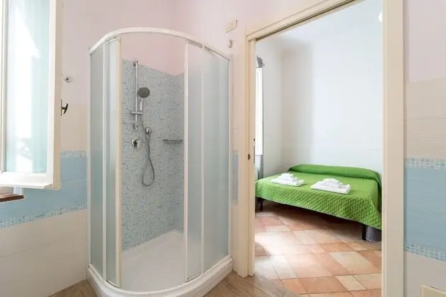 Business Tek Büyük Yataklı Oda, Özel Banyo, Şehir Manzaralı (Vista Città bagno interno)