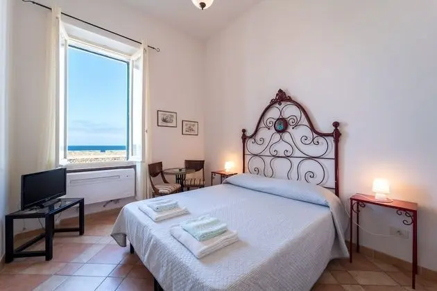 Standard Tek Büyük Yataklı Oda, Özel Banyo, Deniz Manzaralı (Vista mare bagno esterno)
