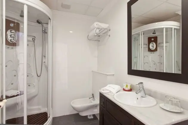 Standard Tek Büyük Yataklı Oda, Balkon