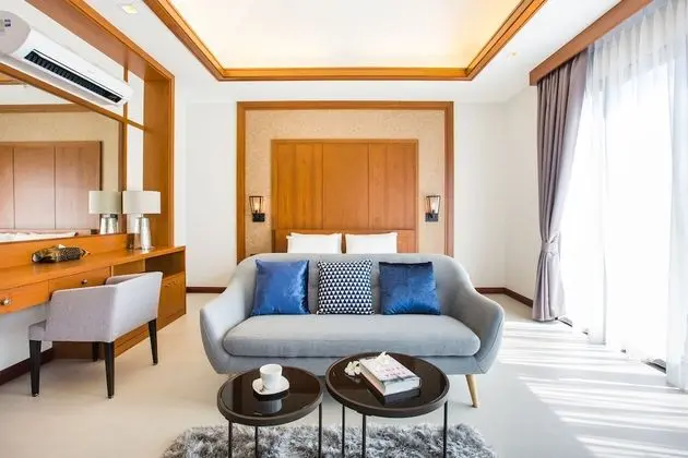 4-Bedroom Villa with Private Pool