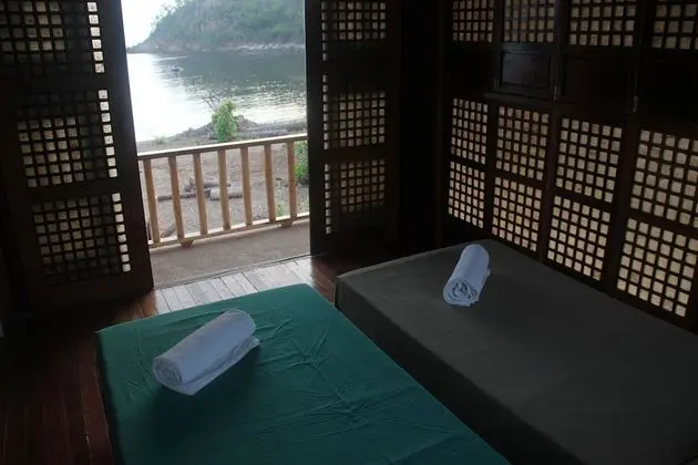 Aircon Beach House